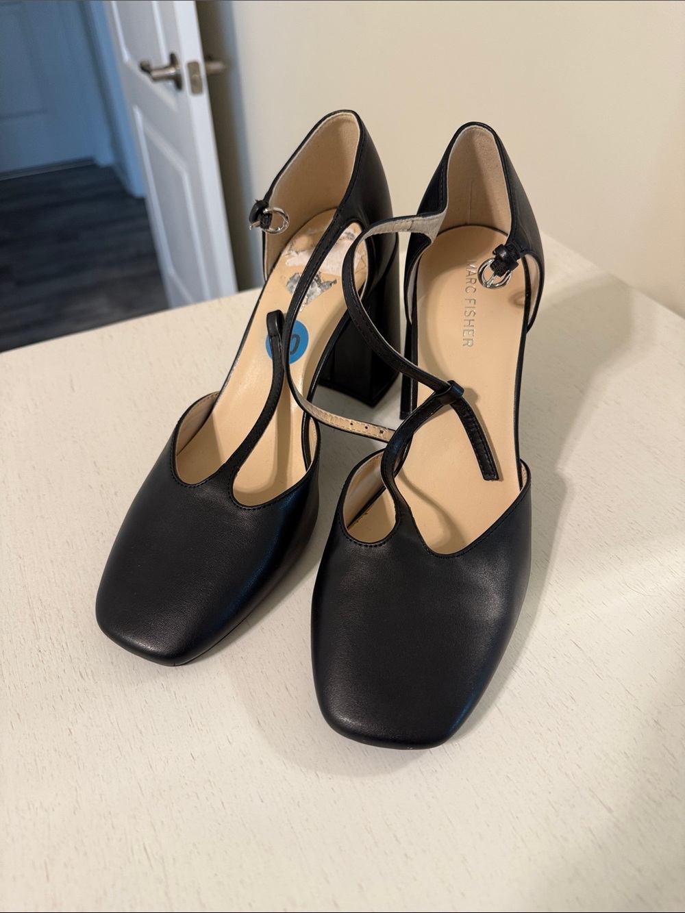 Marc Fisher Women’s Cyrene Black Cross-Strap Block Heel Pumps / Size 10 / NWOT